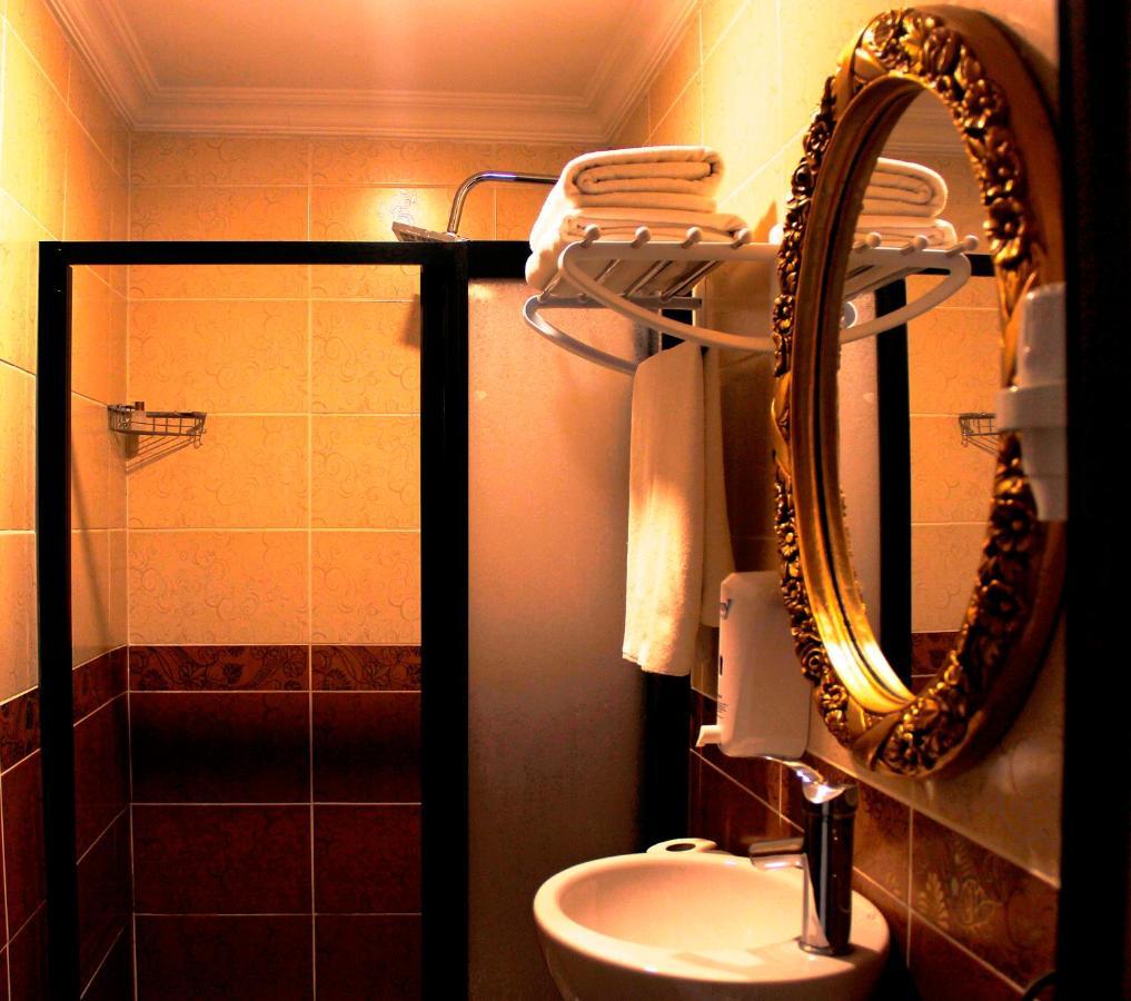 Gross Hotel อิสตันบูล ภายนอก รูปภาพ